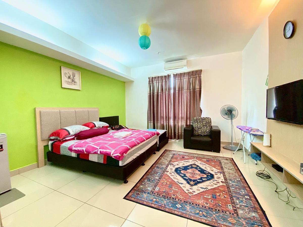 Private Viana Court Service 2 With Private Parking Pangsapuri