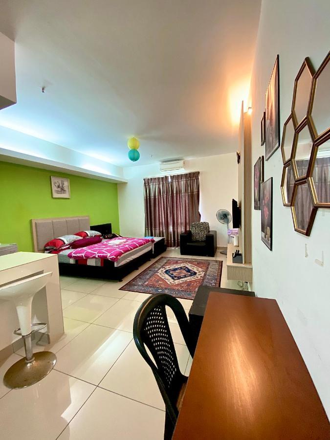 Pangsapuri Private Viana Court Service 2 With Private Parking