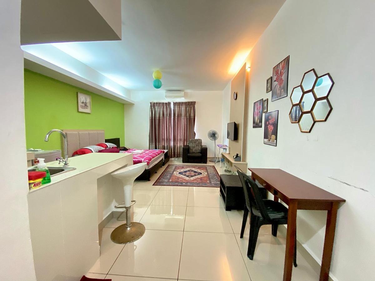 Private Viana Court Service 2 With Private Parking Pangsapuri *